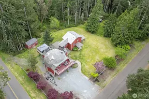 9203 Kootenai Dr, Anderson Island, WA 98303 - Photo 40