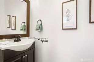 13000 Admiralty Way, Everett, WA 98204 - Photo 8