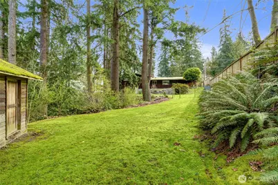 15709 76th Place NE, Kenmore, WA 98028 - Photo 12