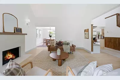 15919 NE 165th Street, Woodinville, WA 98072 - Photo 4