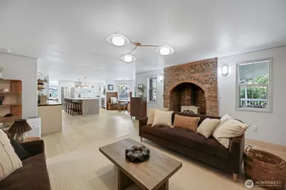 15919 NE 165th Street, Woodinville, WA 98072 - Photo 14