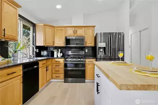 2126 177th St SE, Bothell, WA 98012 - Photo 8