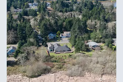 138 Olympic View Avenue NE, Ocean Shores, WA 98569 - Photo 28
