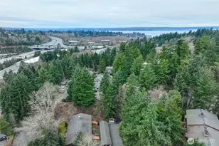 11058 NE 33rd Pl, Bellevue, WA 98004 - Photo 1
