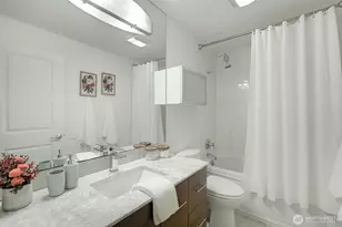 11058 NE 33rd Pl, Bellevue, WA 98004 - Photo 16