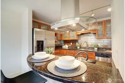 11058 NE 33rd Place #D6, Bellevue, WA 98004 - Photo 10