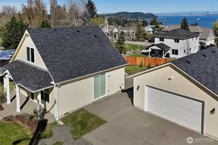 2439 Cedar St E, Port Orchard, WA 98366 - Photo 2