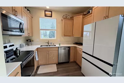 2439 Cedar Street E, Port Orchard, WA 98366 - Photo 6