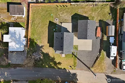 2439 Cedar Street E, Port Orchard, WA 98366 - Photo 32
