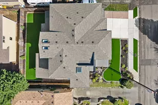 13038 NE 102nd Pl, Kirkland, WA 98033 - Photo 36