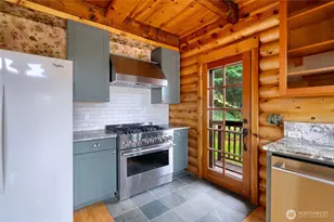 414 Little Acres Dr, Oak Harbor, WA 98277 - Photo 12