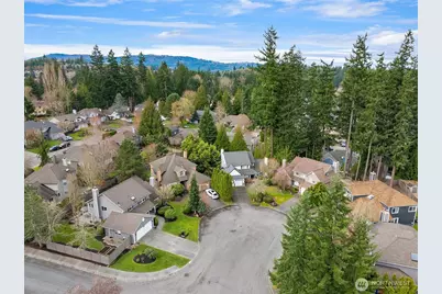 4079 240th Place SE, Sammamish, WA 98029 - Photo 38