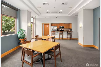 1100 106th Avenue NE #611, Bellevue, WA 98004 - Photo 30