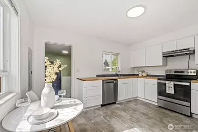 720 9th Street SW, Puyallup, WA 98371 - Photo 8