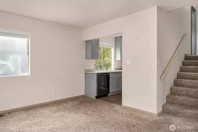 2601 E Aloha Street, Seattle, WA 98112 - Photo 6