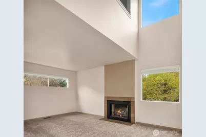 2601 E Aloha Street, Seattle, WA 98112 - Photo 2