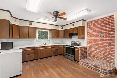 1905 Gerber Street, Raymond, WA 98577 - Photo 8