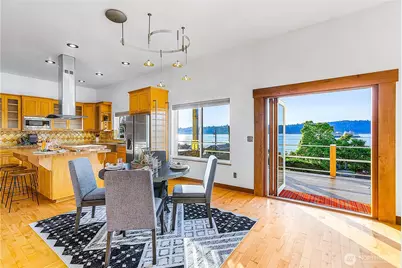 3643 Beach Drive E, Port Orchard, WA 98366 - Photo 8