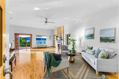 3643 Beach Drive E, Port Orchard, WA 98366 - Photo 6