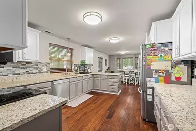 5647 Black Lake Boulevard SW, Olympia, WA 98512 - Photo 6