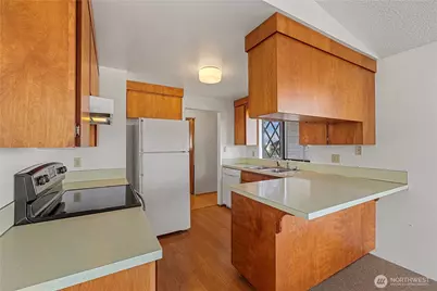 1874 Edgewood Drive, Camano Island, WA 98282 - Photo 16