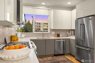 1122 5th Ave N, Seattle, WA 98109 - Photo 24