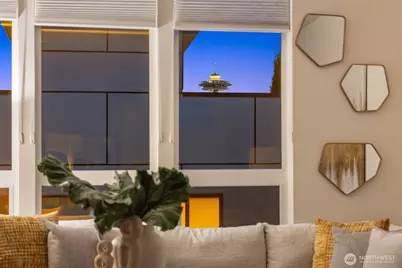 1122 5th Avenue N, Seattle, WA 98109 - Photo 16