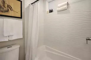 1122 5th Ave N, Seattle, WA 98109 - Photo 14