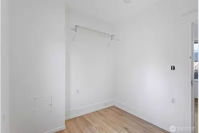 913 24th Avenue E, Seattle, WA 98112 - Photo 22