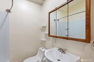 913 24th Ave E, Seattle, WA 98112 - Photo 26