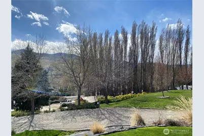 1698 Sunset Drive, Wenatchee, WA 98801 - Photo 22