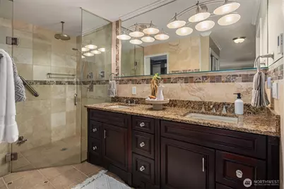 2565 Dexter Ave N #401, Seattle, WA 98109 - Photo 26