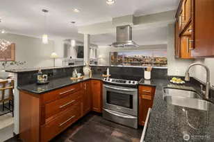 2565 Dexter Ave N, Seattle, WA 98109 - Photo 18