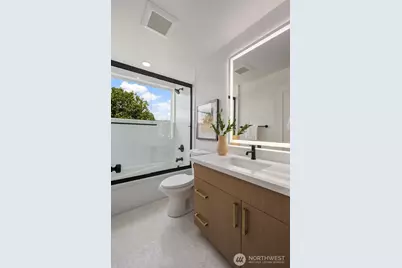 806 B S Rose Street, Seattle, WA 98108 - Photo 10