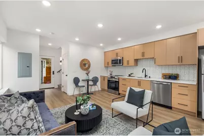 806 B S Rose Street, Seattle, WA 98108 - Photo 2