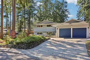 9207 120th Ave SE, Newcastle, WA 98056 - Photo 2