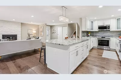 9207 120th Avenue SE, Newcastle, WA 98056 - Photo 10