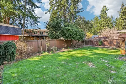 9207 120th Avenue SE, Newcastle, WA 98056 - Photo 28