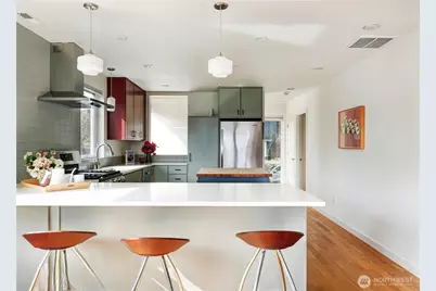 3203 E James Street, Seattle, WA 98122 - Photo 8