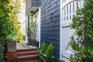 624 35th Ave, Seattle, WA 98122 - Photo 2
