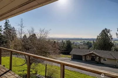 17290 Soundview Road, Mount Vernon, WA 98274 - Photo 18