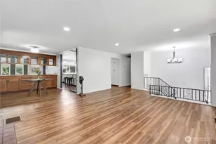 12001 Robinhood Ln, Snohomish, WA 98290 - Photo 8