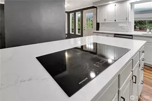 12001 Robinhood Ln, Snohomish, WA 98290 - Photo 16