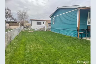 3057 Road H NE #47, Moses Lake, WA 98837 - Photo 12