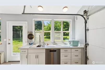 5513 Homestead Lane, Anacortes, WA 98221 - Photo 32