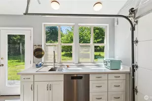 5513 Homestead Ln, Anacortes, WA 98221 - Photo 32