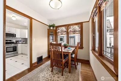 2819 NW 68th Street, Seattle, WA 98117 - Photo 8