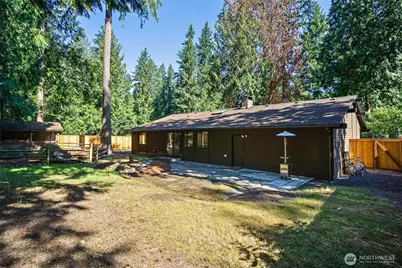 22201 NE 2nd Street, Sammamish, WA 98074 - Photo 10