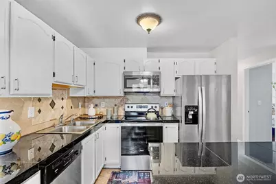 1001 W Casino Road #B101, Everett, WA 98204 - Photo 8