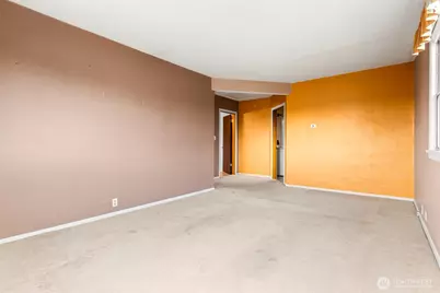 1014 and 1014 1/2   So. Lawrence Street, Tacoma, WA 98405 - Photo 14